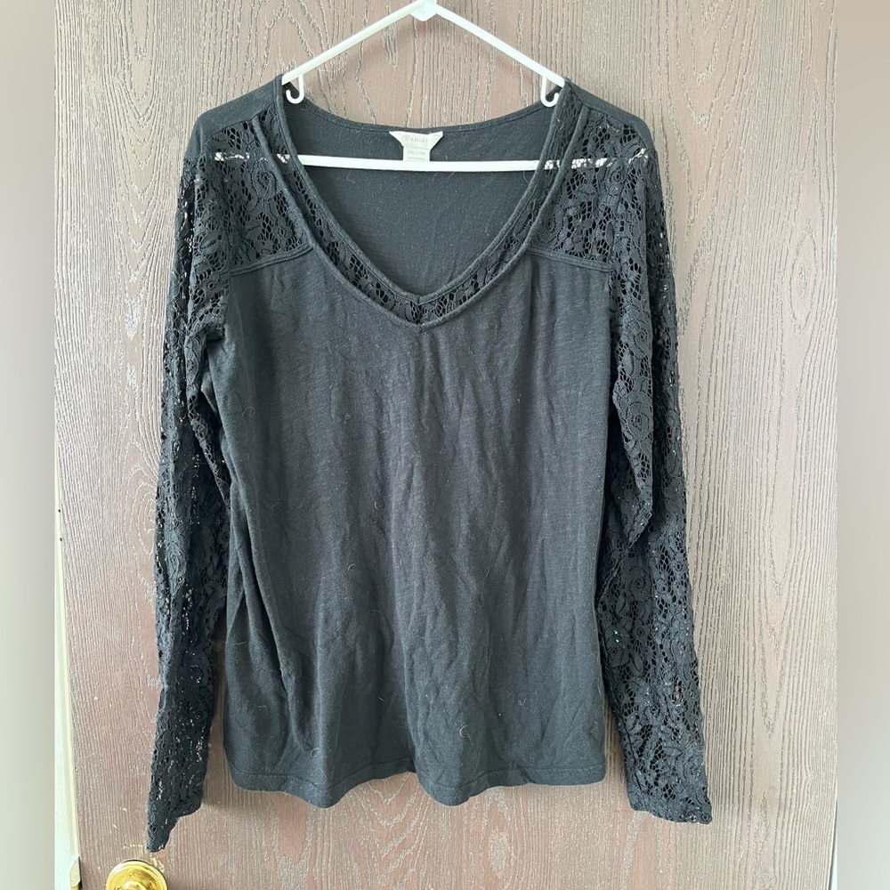 Ariat top